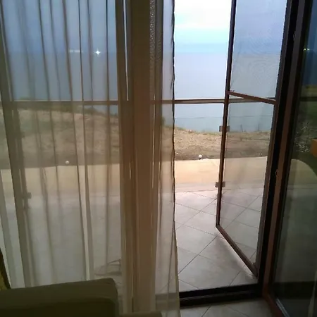 Apartment Private A12 In July Morning Seaside