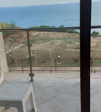 Private A12 In July Morning Seaside * Kavarna